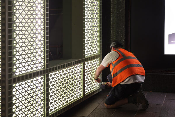 Installation of fretwork structure